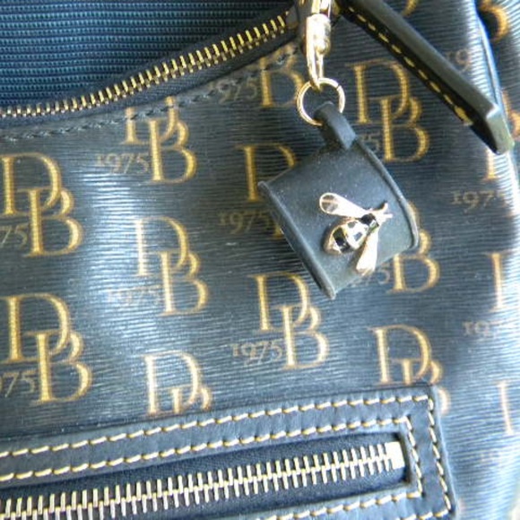 Dooney & Bourke Purse - Picture 16 of 16